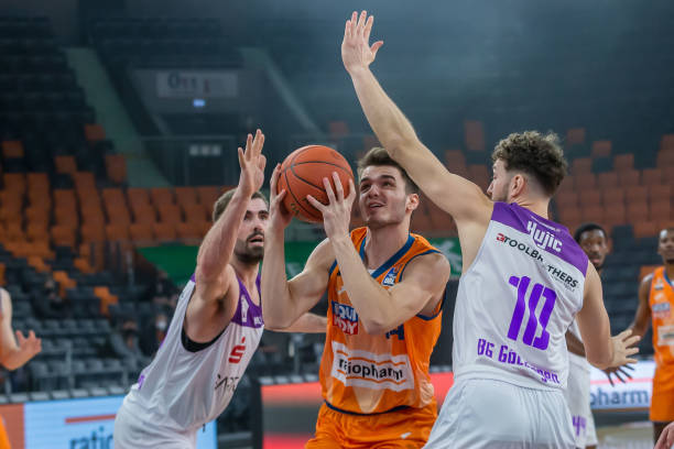 赛场之上的 赛场之上的